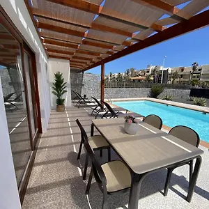 https://villalia-burgados-ii-flexitime.in-canary-islands.com