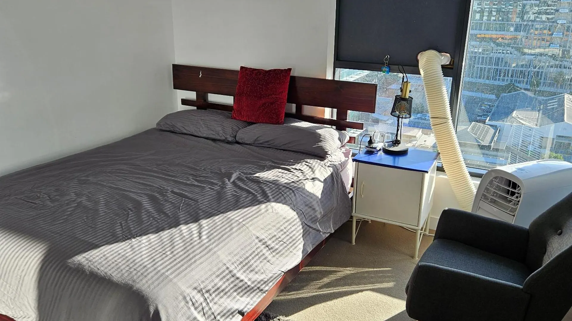Private Bedroom & Bathroom In Shared Inner Brisbane Apartment